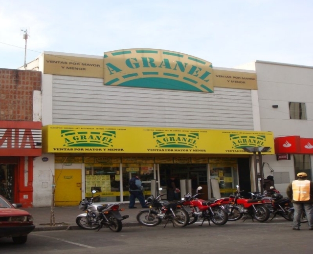 A Granel - San Martín